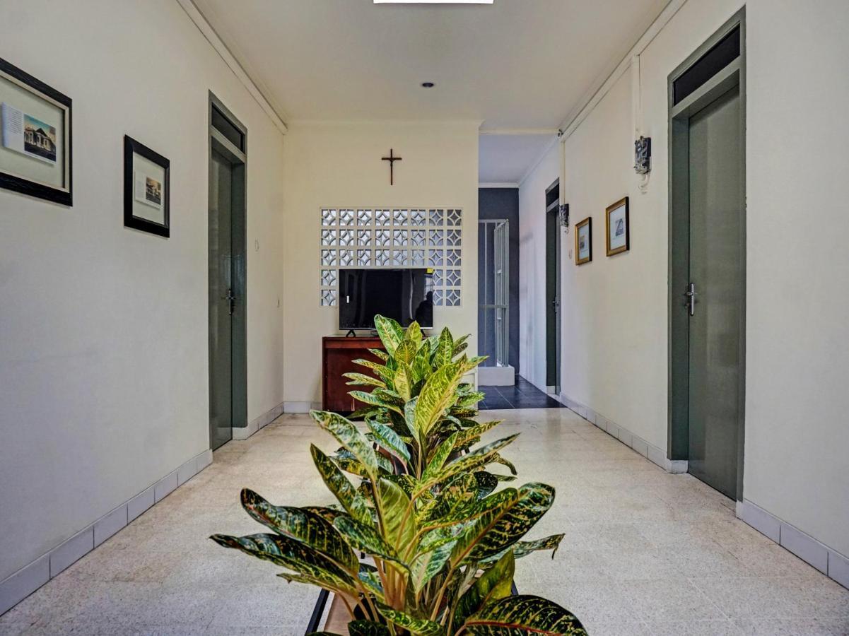 מלון ג'קרטה Oyo 91658 Luci'S House מראה חיצוני תמונה
