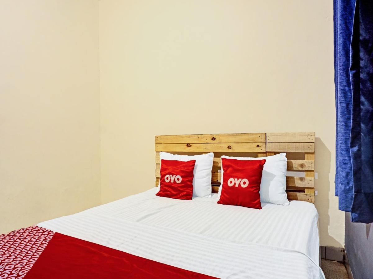 מלון ג'קרטה Oyo 91658 Luci'S House מראה חיצוני תמונה